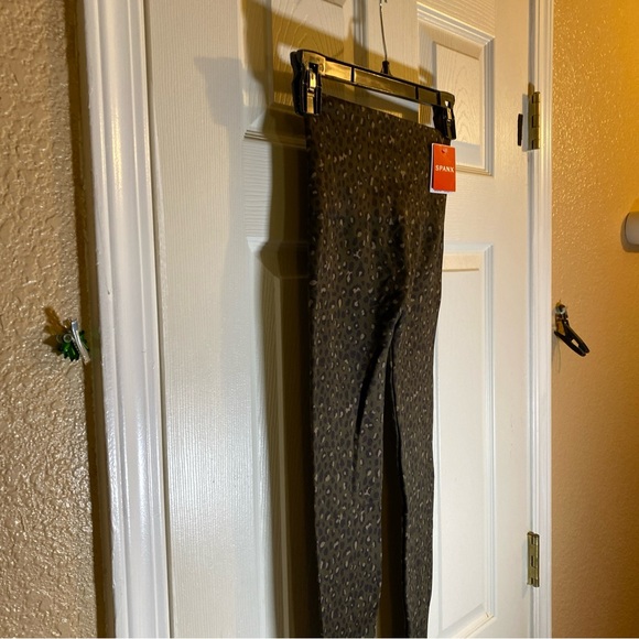 Spanx Women SMALL Legging Olive Leopard Cheetah Print Sexy Adult Clubwear Party - Picture 4 of 9